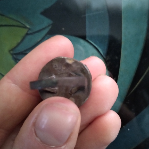 Vintage Amethyst Poison Ring - Picture 4 of 4